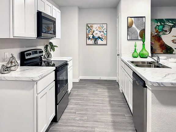 4th image of 117 Beth Ave