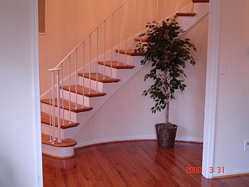 4th image of 5980 Seabright Rd