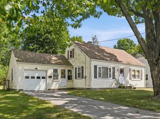 13 Fairfield Dr, Hampton, NH 03842