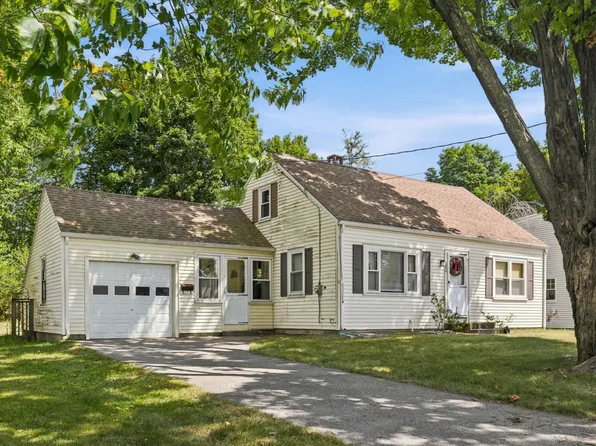 13 Fairfield Drive, Hampton, NH 03842