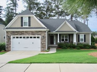 200 Sundew Ct, Southern Pines, NC 28387