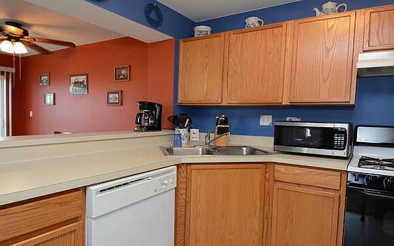 5th image of 608 Windsor Dr #608