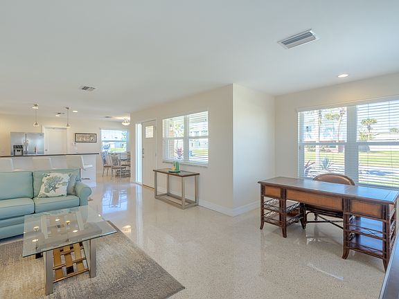 2nd image of 4 Wisteria Dr