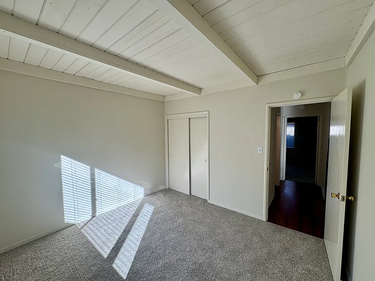 907 Bell St #3 — Photo 8