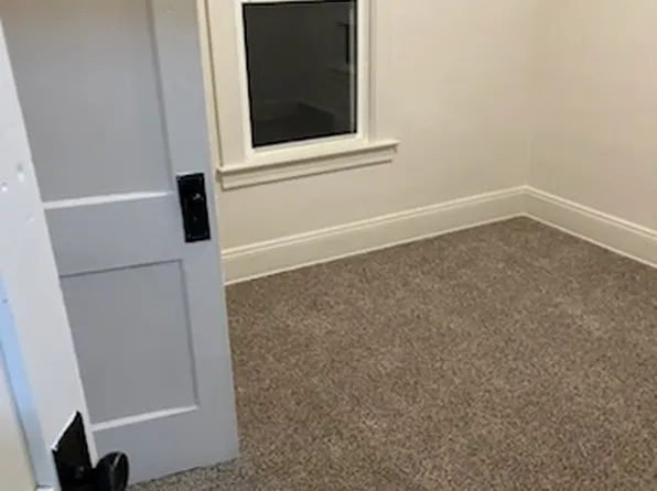 3256 E 118th St #1, Cleveland, OH 44120