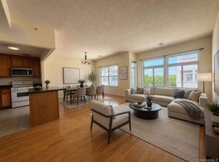 7708 Aquatic Dr, Far Rockaway, NY 11692
