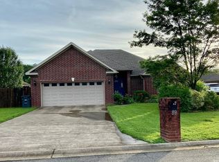 89 Rebecca Ln, Searcy, AR 72143