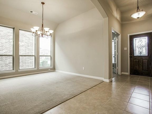 3rd image of 10836 Leesa Dr
