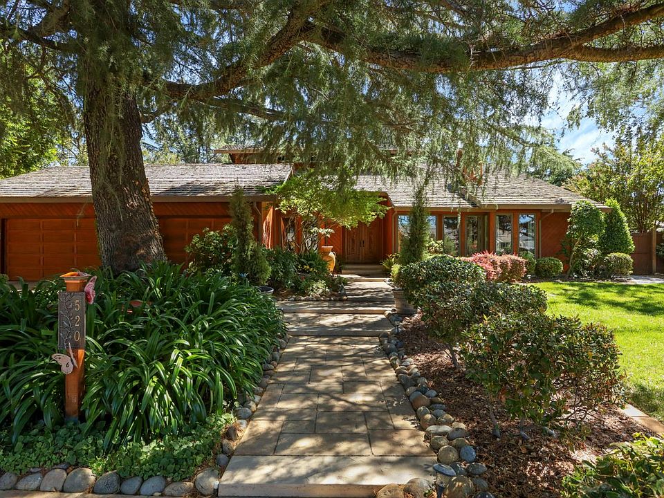 1st image of 520 Buena Tierra Dr