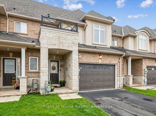 67 Foothills Ln, Hamilton, ON L8E0K1