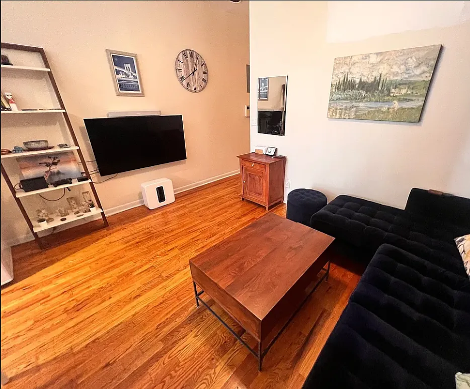 Building Photo - 374 8th St #1B