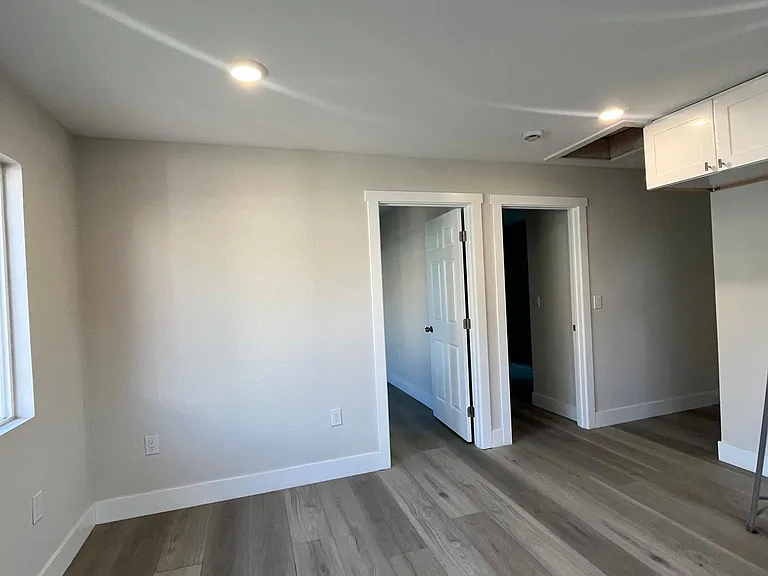 922 N Martin St #2 — Photo 3