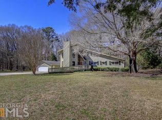115 Shamrock Dr, Fayetteville, GA 30215