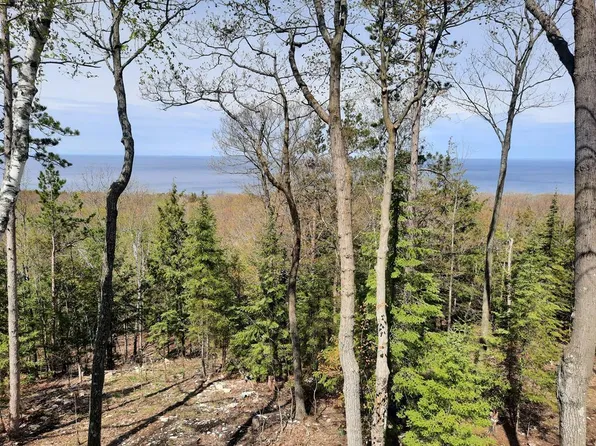 6195 Bluff Ledge Rd, Sturgeon Bay, WI 54235