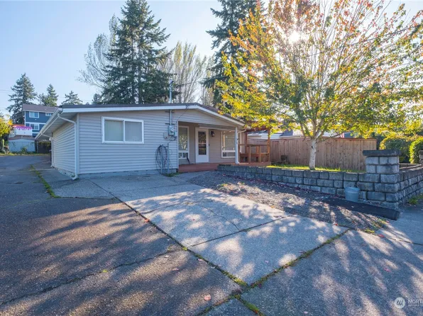 9009 Yakima Avenue, Tacoma, WA 98444