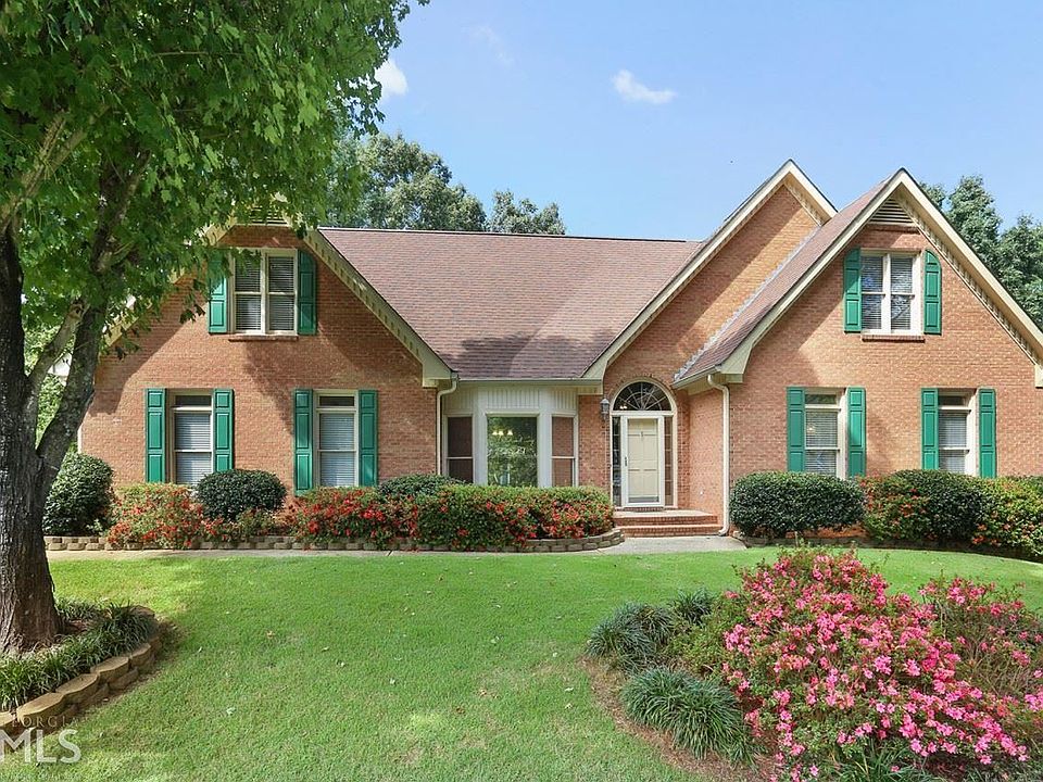 1st image of 2202 Camden Ct SW