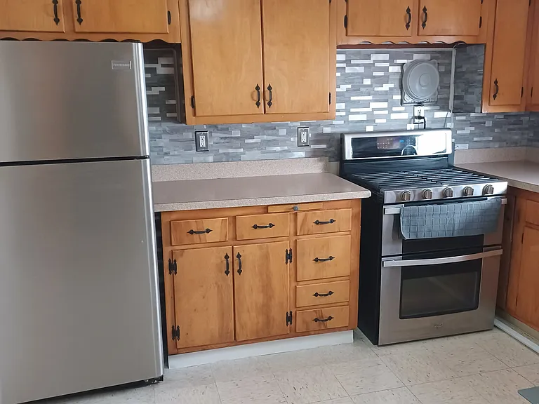 429 Burton Ave #B — Photo 29