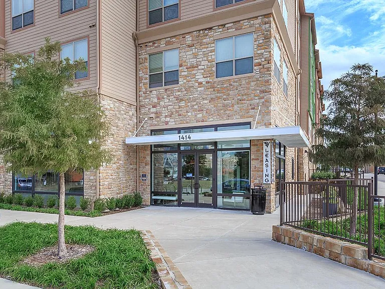 The Belleview — Photo 15
