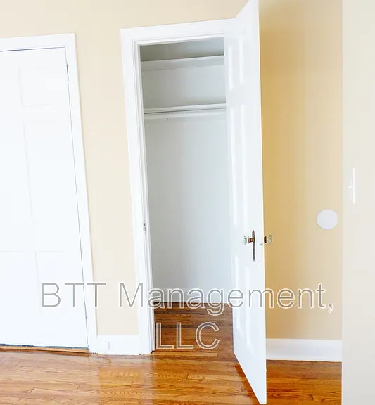 8107 Greenwood Ave #2 — Photo 12
