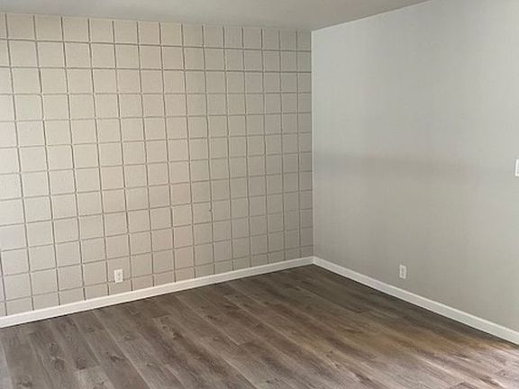 2nd image of 201 S Elden St #211-15