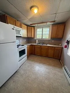 502 Center St #6 — Photo 7