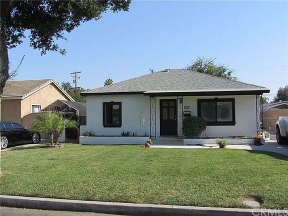 2nd image of 1043 W 25th St