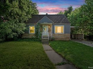 1621 Greenbrook Ln, Flint, MI 48507