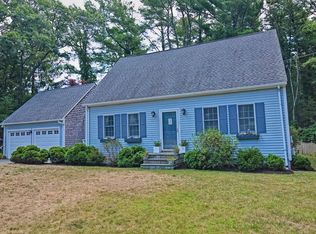 4 Card Dr, Marion, MA 02738