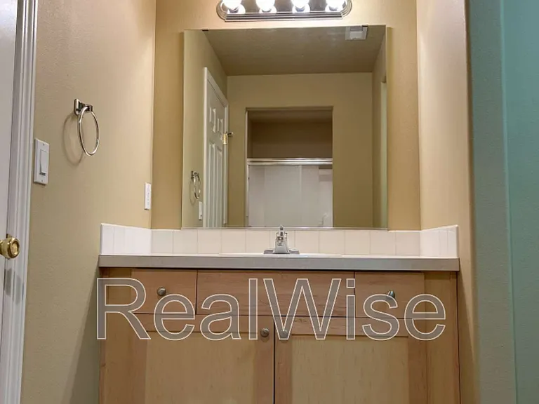20611 Daisy Ln — Photo 12