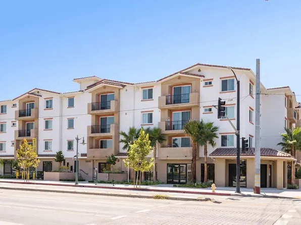 Sherman Way Luxury Apartment Homes