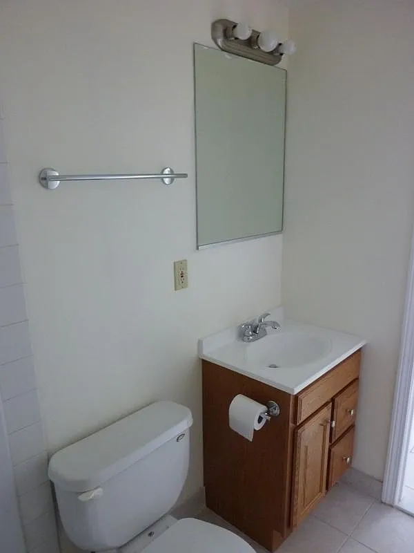 2 bed, 750 sqft, $1,950 — Photo 3