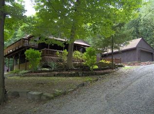 137 Northgate Manor Rd, New Cumberland, WV 26047