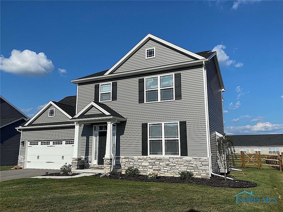 1st image of 129 Bentley Dr