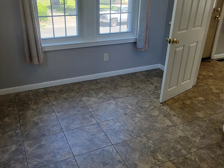 34 Center Oak Ave — Photo 6
