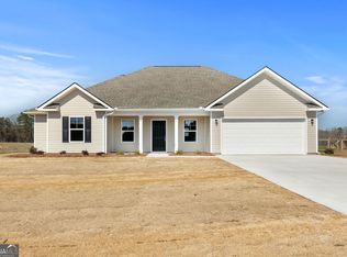 150 Mathews Rd, Milner, GA 30257