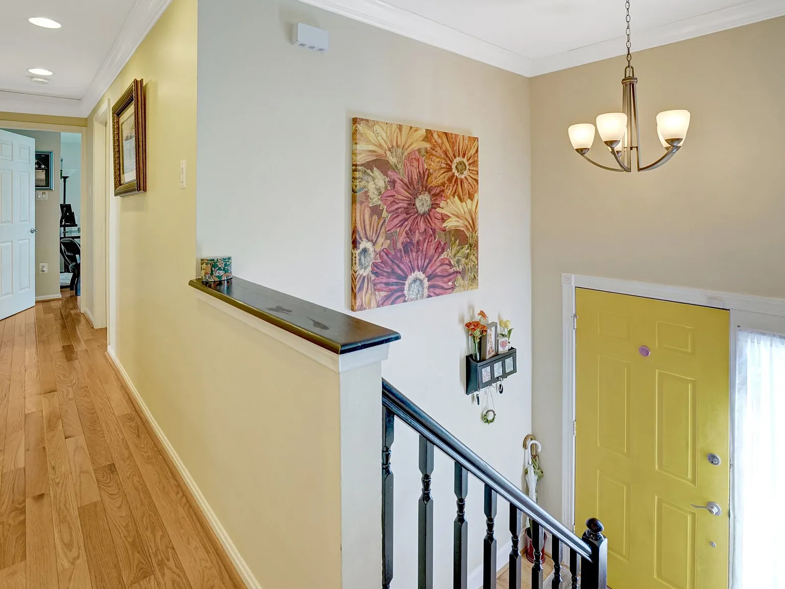 5 bed, 2496 sqft, $4,500 — Photo 3