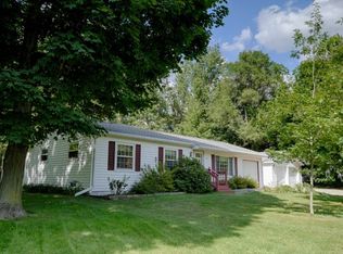 5322 Renfrew Dr, Jackson, MI 49201