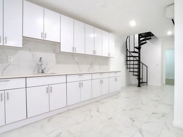 18 Wallis Avenue image 5 of 27