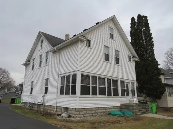 499 West Main Street, Waupun, WI 53963