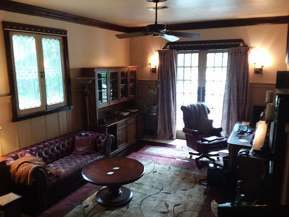 5th image of 9820 Lake Haven Cir