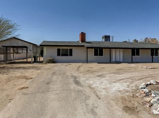 19438 Roanoke Rd, Apple Valley, CA 92307