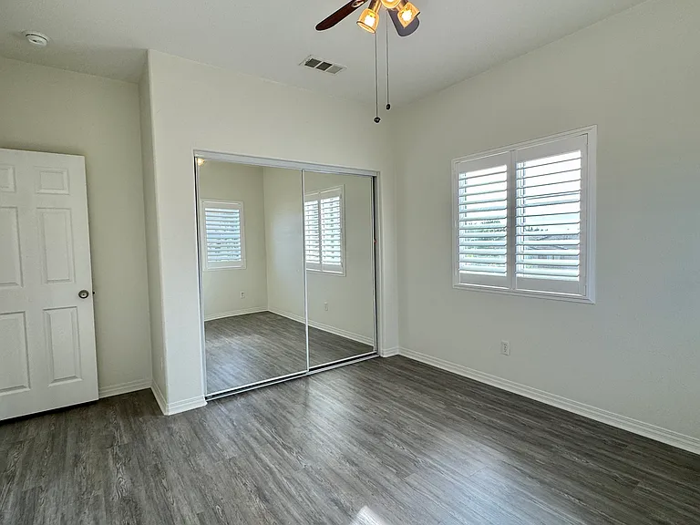 1331 Bayside Cir — Photo 61