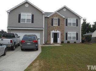 1920 Maple Sugar Ln, Fuquay Varina, NC 27526