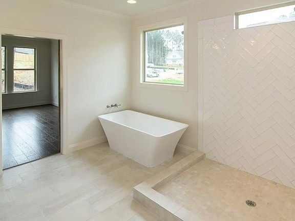 6th image of this home