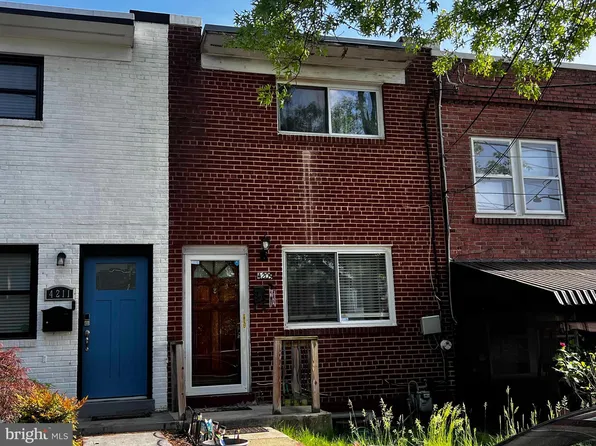 4209 Gault Pl NE, Washington, DC 20019