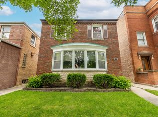 5830 N Saint Louis Ave, Chicago, IL 60659
