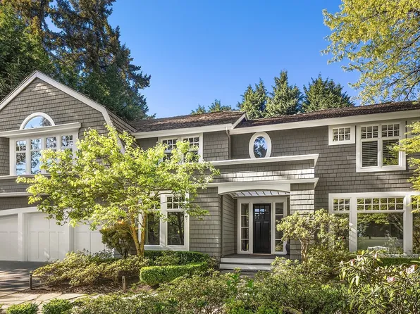 8920 NE 10th Street, Bellevue, WA 98004