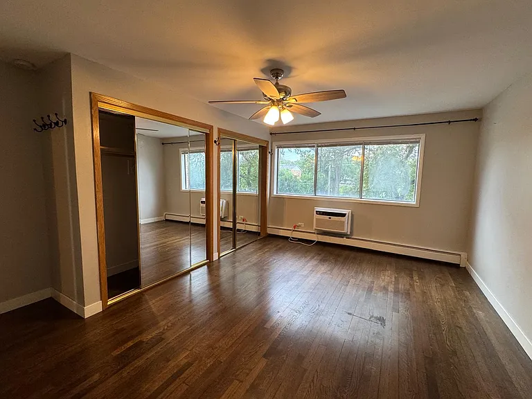 750 W Dempster St #103 — Photo 3
