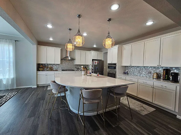 5186 Ditmars Ln — Photo 6