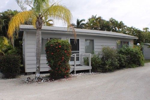 1st image of 2902 W Gulf Dr #6